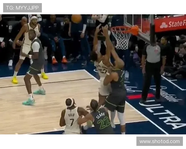 戈贝尔对位内线封盖 提升禁区防守稳定性