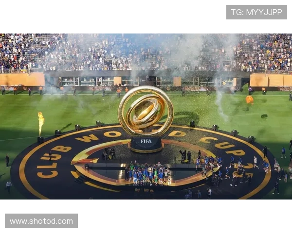 切尔西防线频频被打穿：整体站位彻底乱了，表现稳定性面临考验